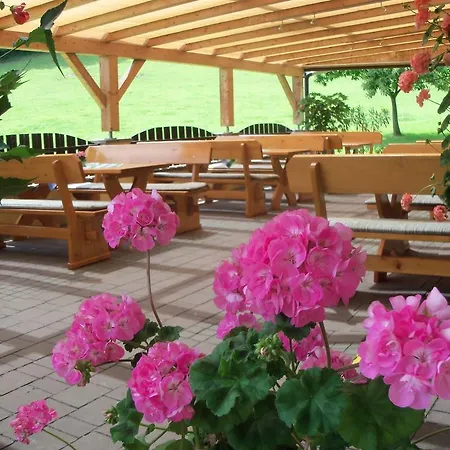 Gasthofladen Schneeweiss Hotel