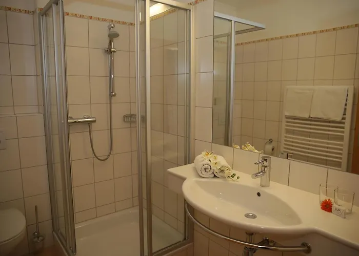 Otel Gasthofladen Schneeweiss