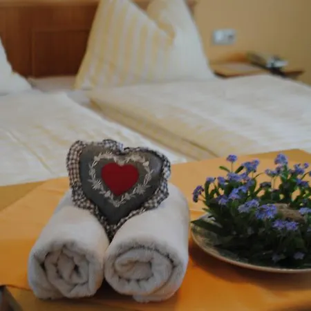 Gasthofladen Schneeweiss Hotel